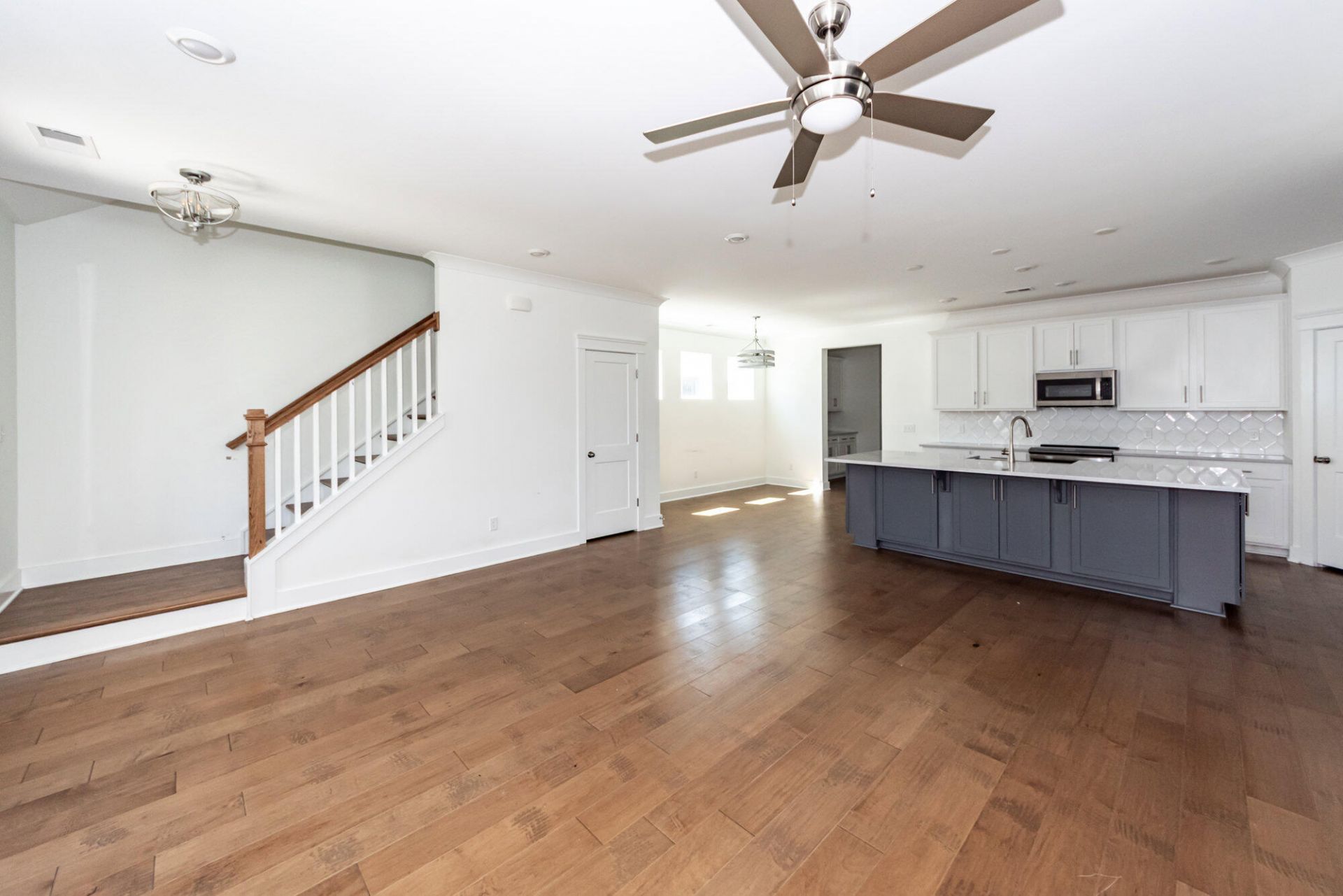 111 Hewitt Street Photo 6