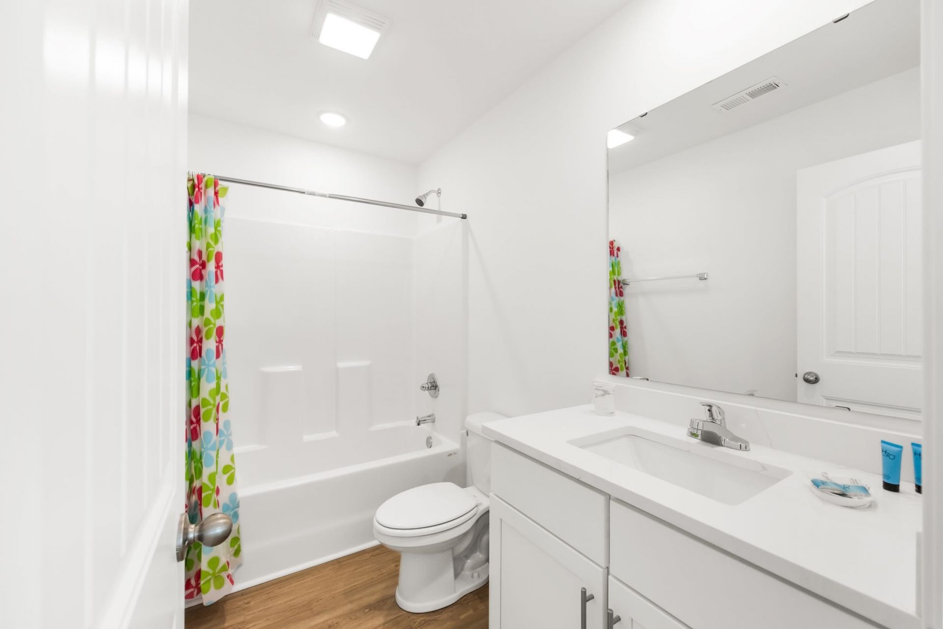 505 Chester St.  Photo 26