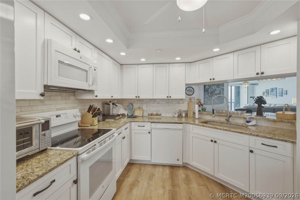 8800 S Ocean Drive, Unit 604, Jensen Beach, FL 34957 Photo