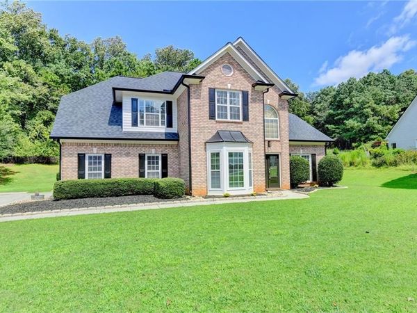 6336 Spring Lake Drive , Flowery Branch, GA 30542