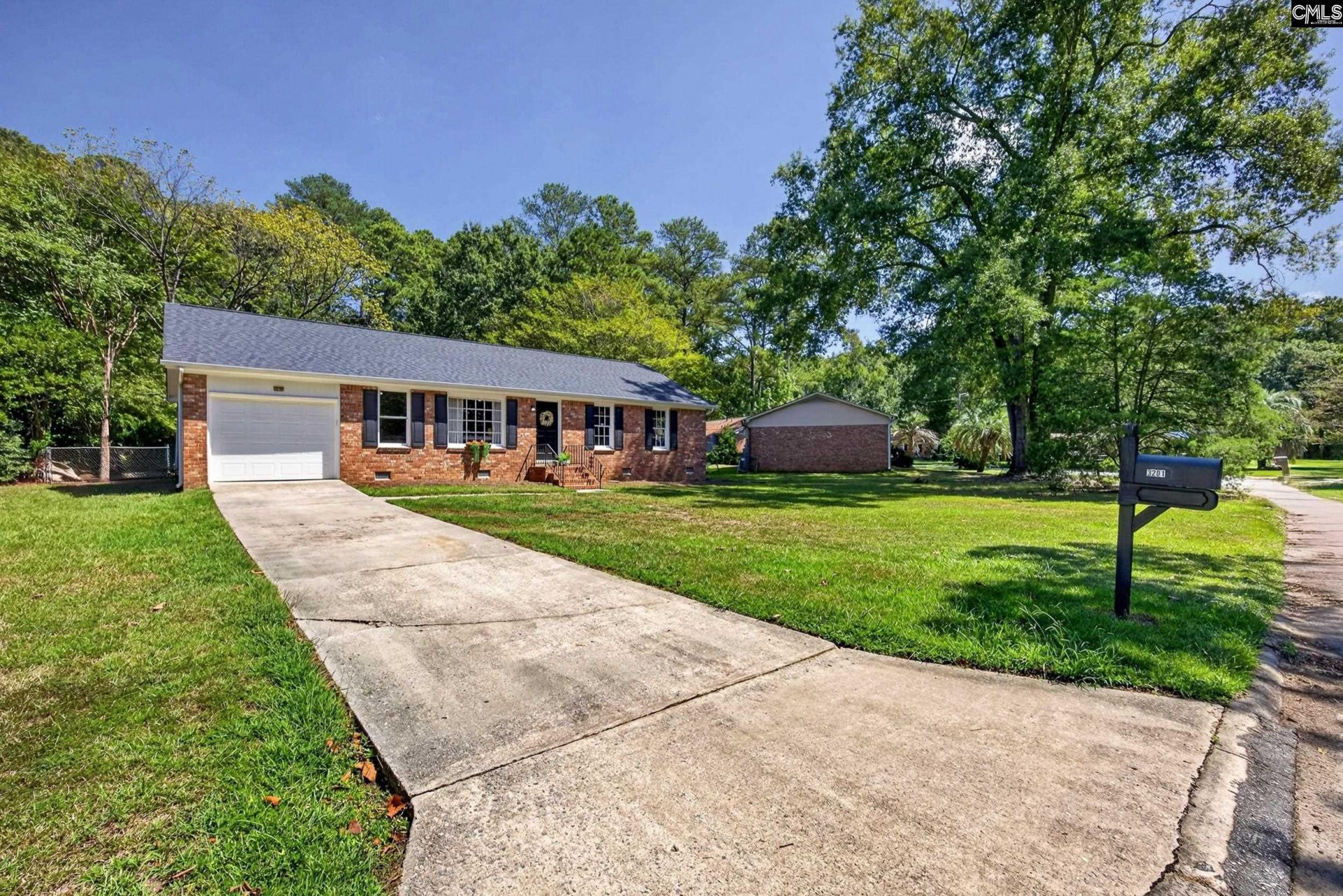 3201 Montcrest Road  Photo 4