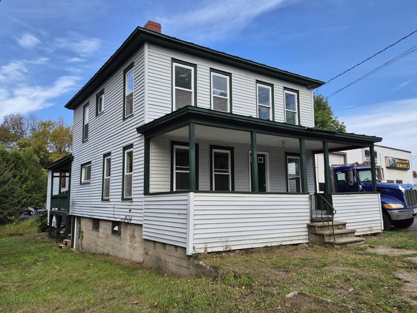 5 S Main Street , Strong, ME 04983