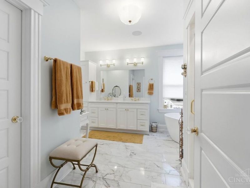 3444 Stettinius Avenue, Cincinnati, OH 45208 Photo 43