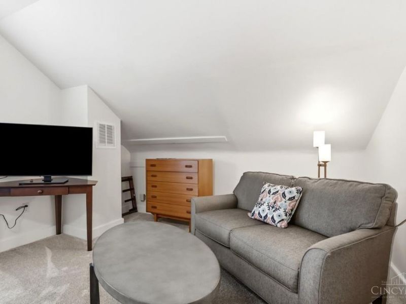 3444 Stettinius Avenue, Cincinnati, OH 45208 Photo 63