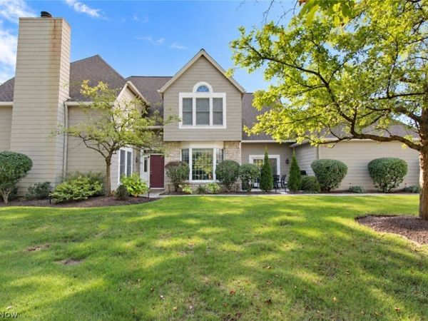50 Haskell Drive , Bratenahl, OH 44108