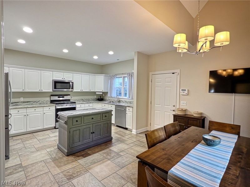 50 Haskell Drive, Bratenahl, OH 44108 Photo 4