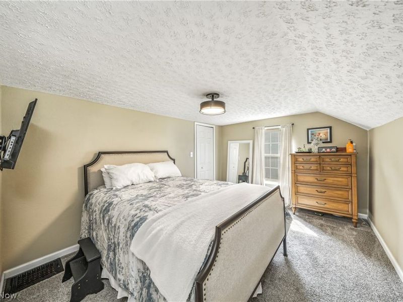 8220 Center Street, Garrettsville, OH 44231 Photo 17