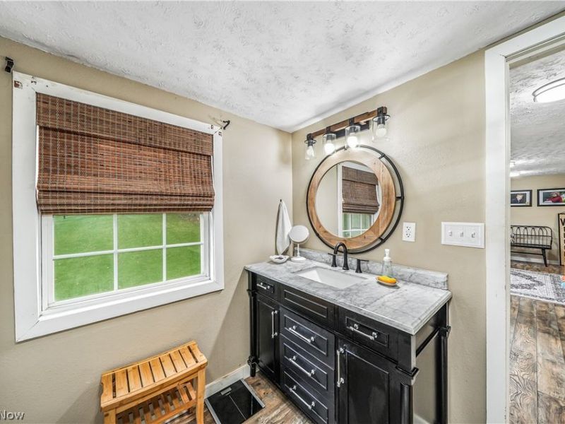 8220 Center Street, Garrettsville, OH 44231 Photo 7