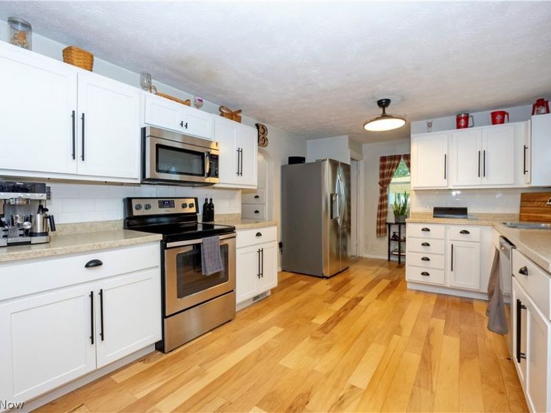 314 N Summit Street, Smithville, OH 44677 Photo 8