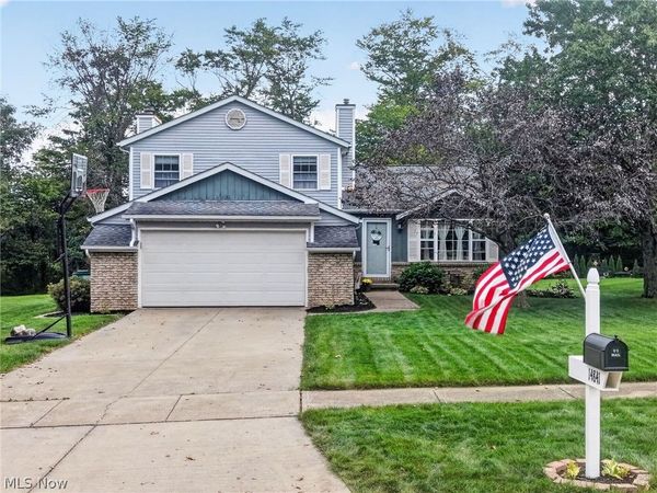 14841 Glen Valley Drive, Middlefield, OH 44062