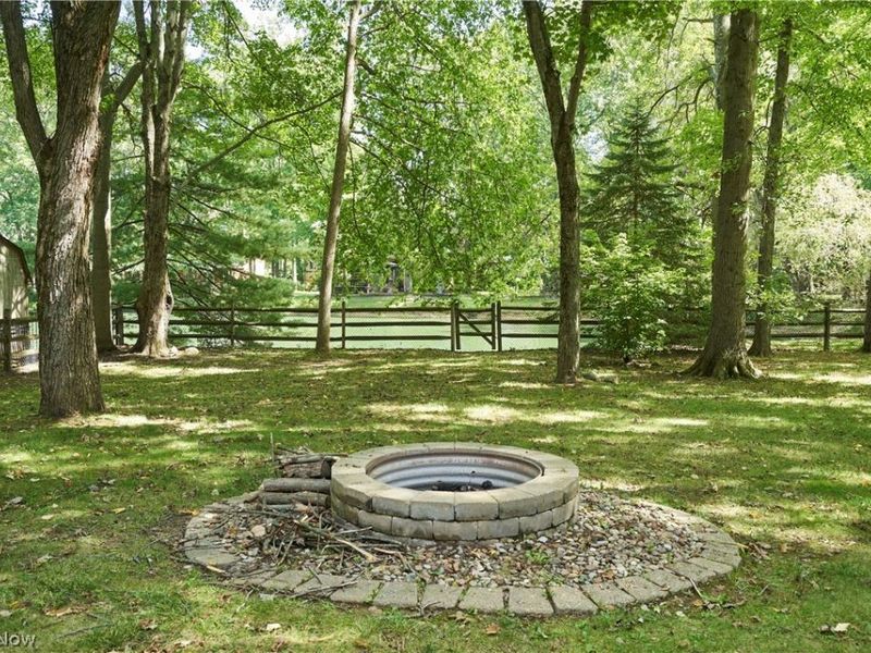 315 Hollythorn Drive, Copley, OH 44321 Photo 5