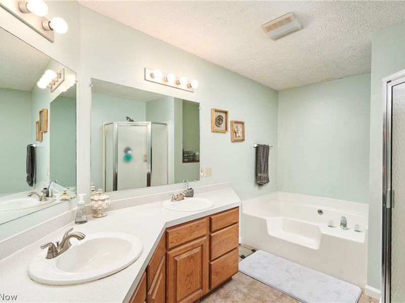 3799 Hillbrook Drive, Stow, OH 44224 Photo 14
