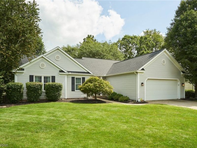 3799 Hillbrook Drive, Stow, OH 44224 Photo 2