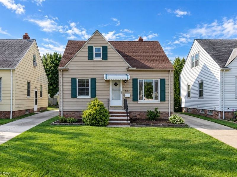 5707 Ridgewood Avenue, Parma, OH 44129 Photo 1