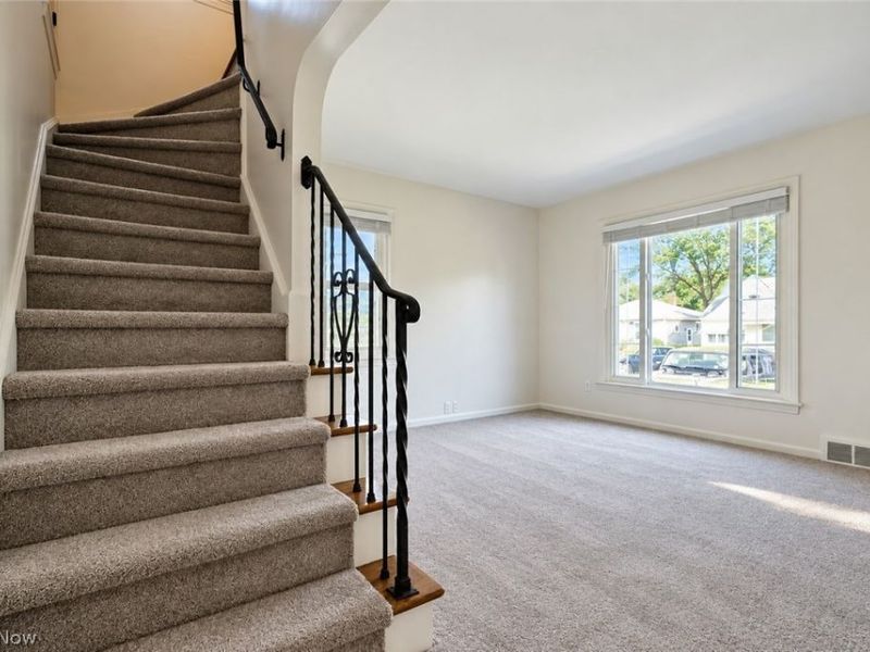 5707 Ridgewood Avenue, Parma, OH 44129 Photo 14