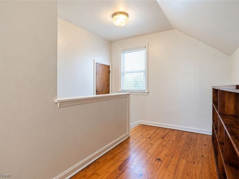 5707 Ridgewood Avenue, Parma, OH 44129 Photo 16