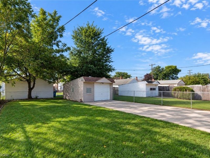 5707 Ridgewood Avenue, Parma, OH 44129 Photo 25
