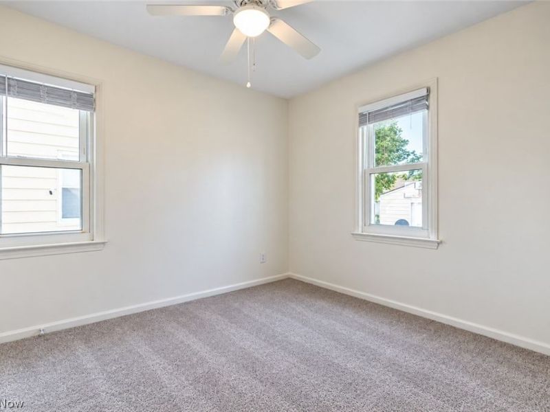 5707 Ridgewood Avenue, Parma, OH 44129 Photo 9