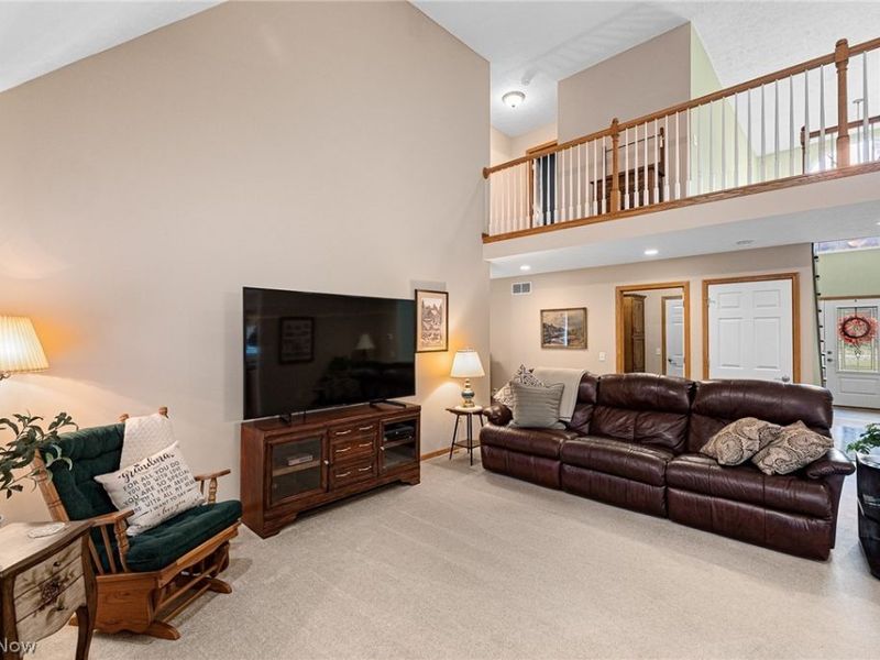 3669 Sharon Copley, Medina, OH 44256 Photo 5
