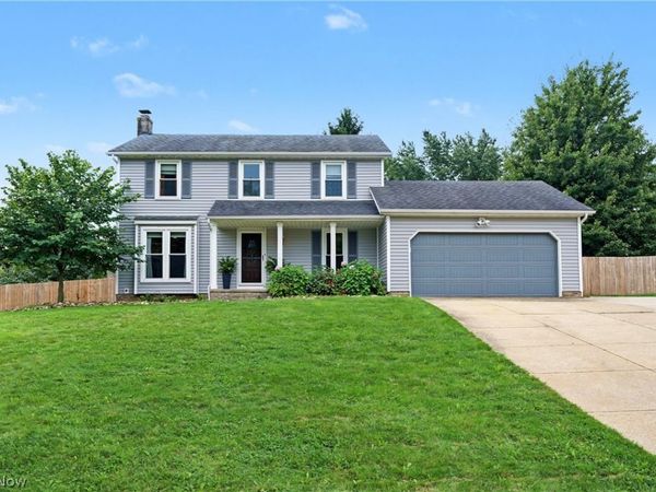 922 Vicki Path , Tallmadge, OH 44278