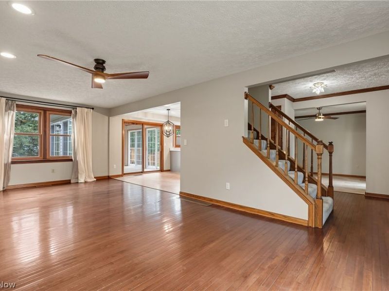 922 Vicki Path, Tallmadge, OH 44278 Photo 8