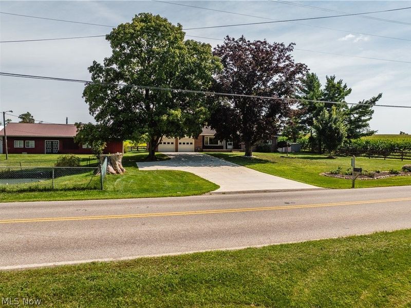 6052 County Road 201, Millersburg, OH 44654 Photo 17