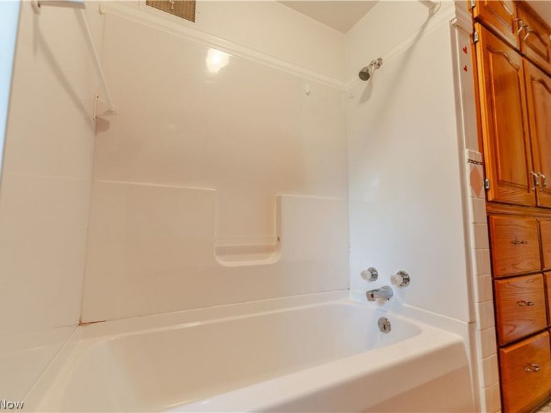 6052 County Road 201, Millersburg, OH 44654 Photo 26