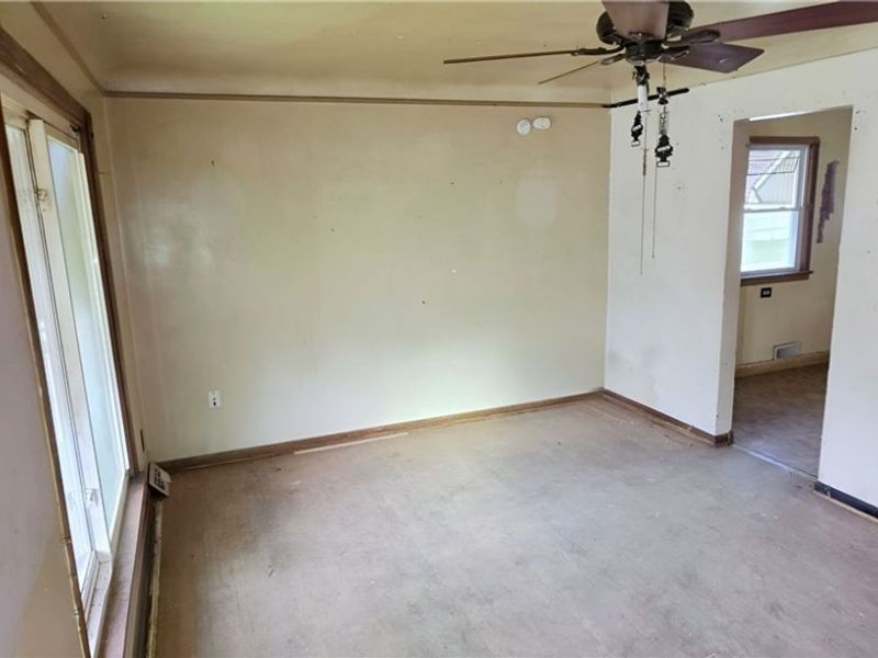13450 Kirton Avenue, Cleveland, OH 44135 Photo 4
