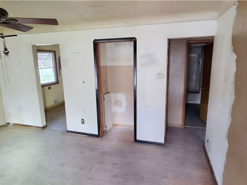13450 Kirton Avenue, Cleveland, OH 44135 Photo 5