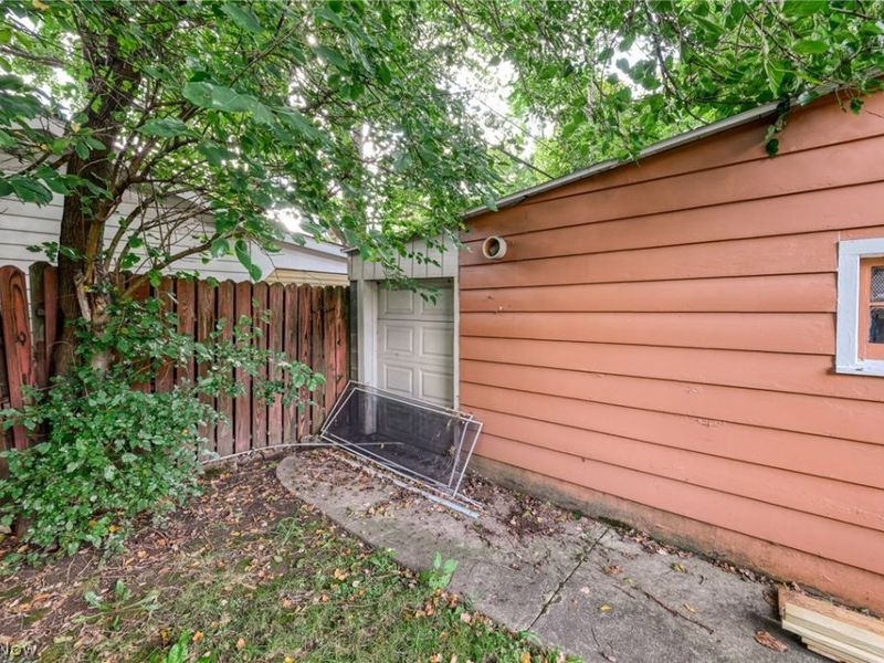 1117 N Main Street, Akron, OH 44310 Photo 23