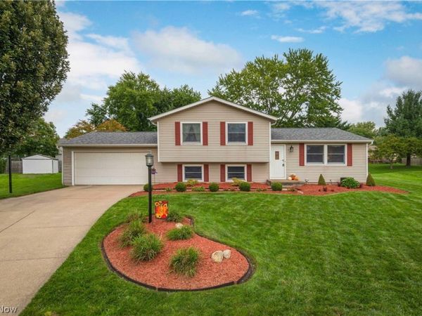 15646 Bittersweet Court , Strongsville, OH 44136