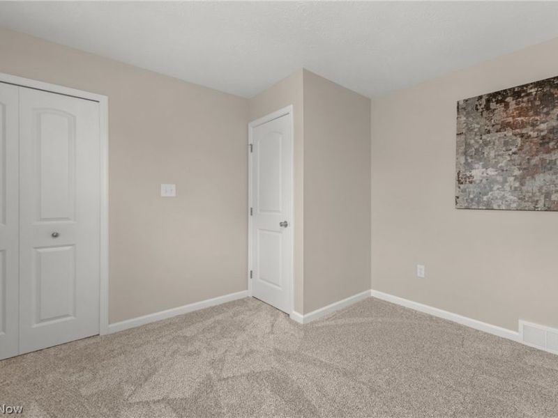275 Kraft Street, Berea, OH 44017 Photo 26