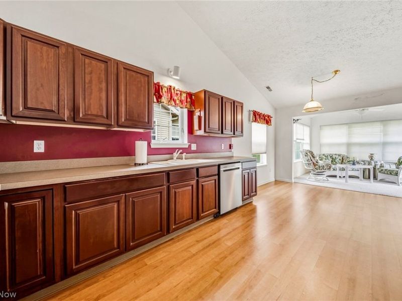 2600 Redtail Court, Unit 34, Twinsburg, OH 44087 Photo 16