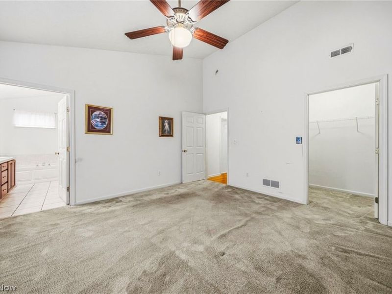 2600 Redtail Court, Unit 34, Twinsburg, OH 44087 Photo 32