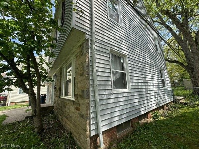 4960 Farnhurst Road, Lyndhurst, OH 44124 Photo 20