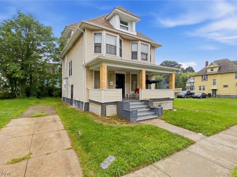 10322 Colonial Avenue, Cleveland, OH 44108 Photo 2