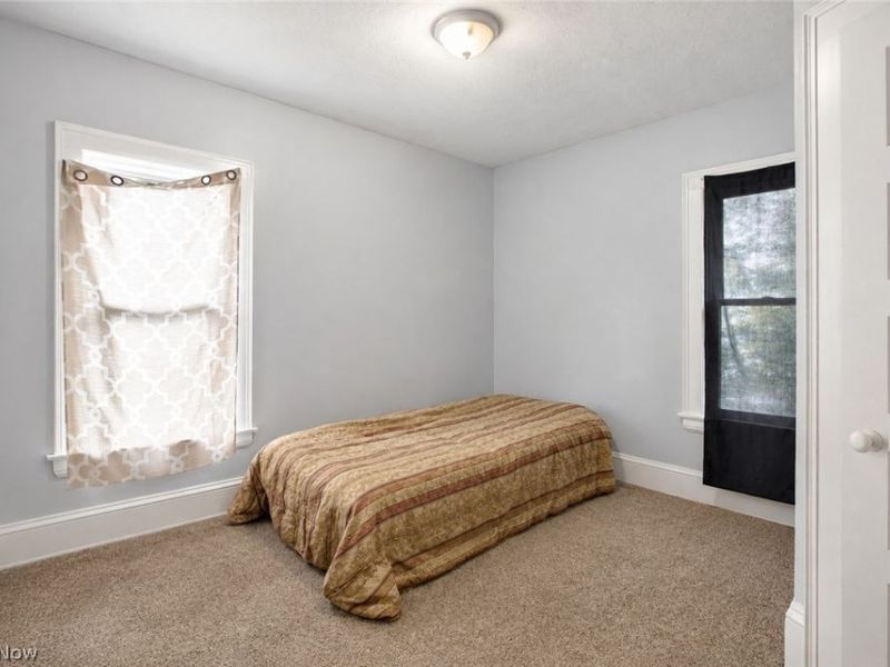 10322 Colonial Avenue, Cleveland, OH 44108 Photo 23