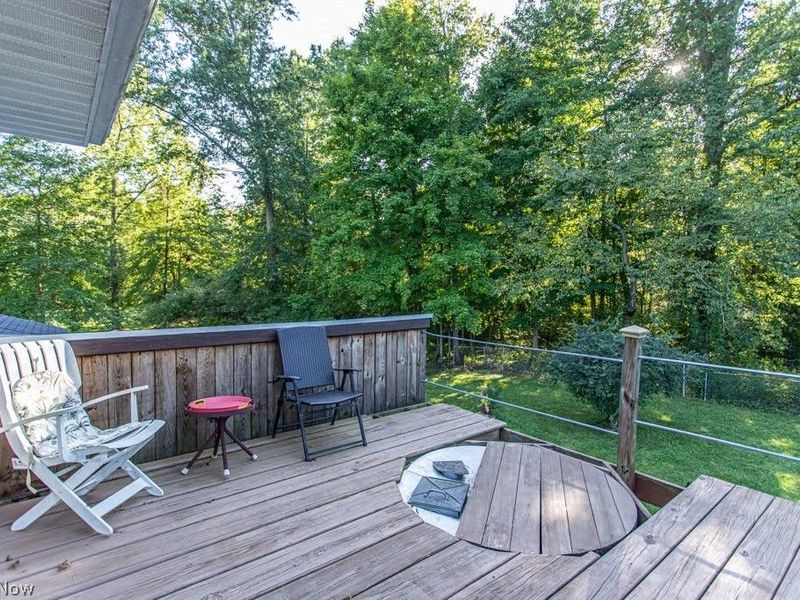1386 Jewel Bay Road, Cortland, OH 44410 Photo 26
