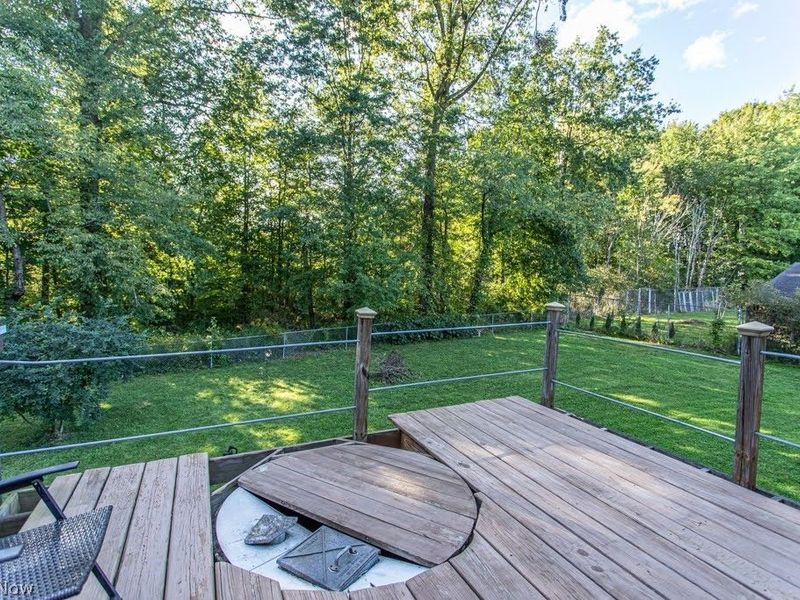 1386 Jewel Bay Road, Cortland, OH 44410 Photo 27