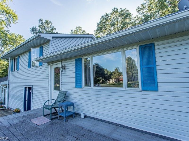1386 Jewel Bay Road, Cortland, OH 44410 Photo 3