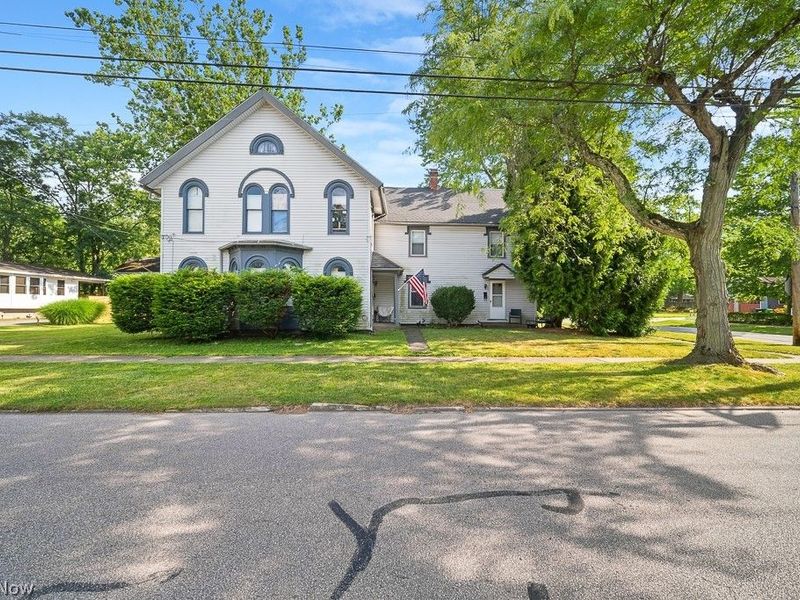 178 E Bridge Street, Berea, OH 44017 Photo 2