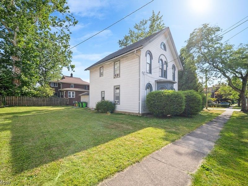 178 E Bridge Street, Berea, OH 44017 Photo 7