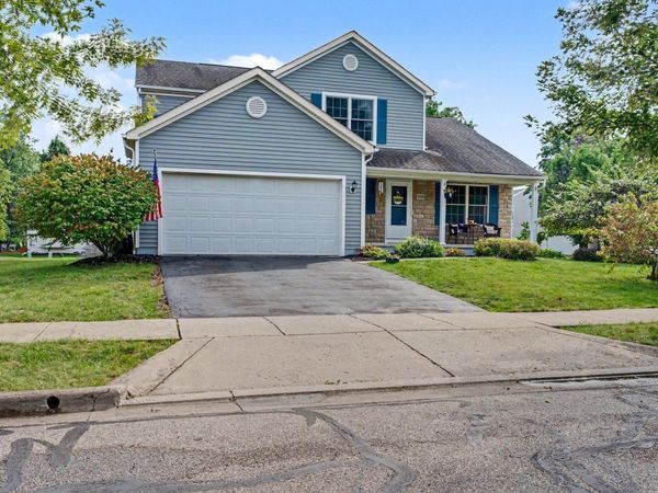 1535 Plowington Drive, Delaware, OH 43015