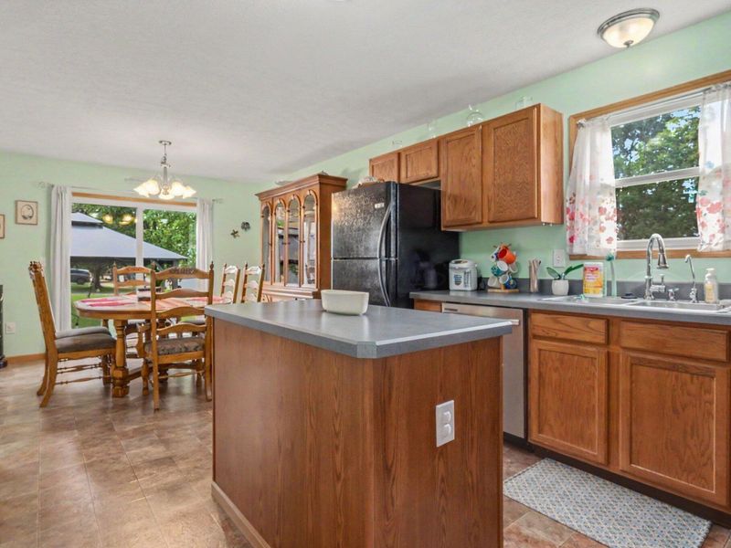 1535 Plowington Drive, Delaware, OH 43015 Photo 7