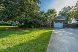 1212 Island View Drive photo 4