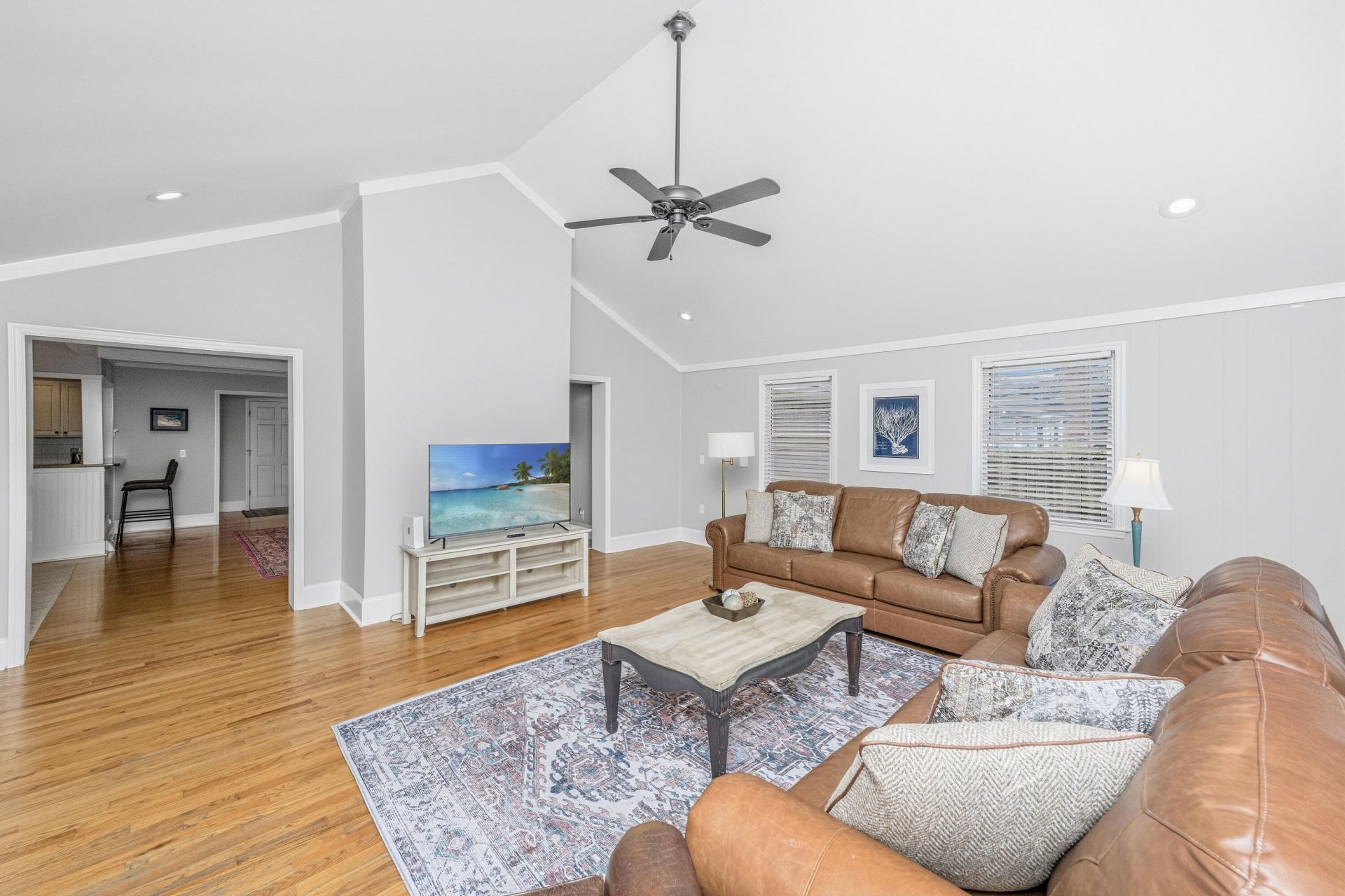 1212 Island View Drive Photo 5