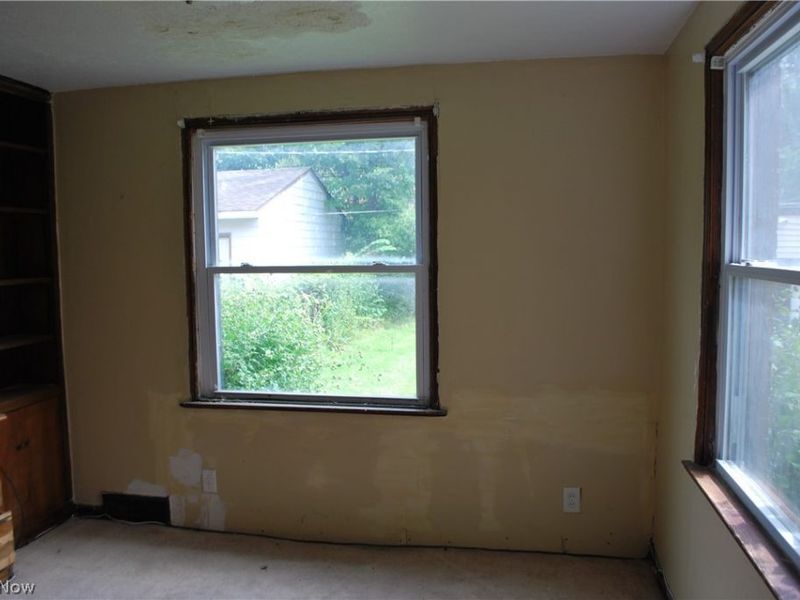3715 Strathavon Road, Shaker Heights, OH 44120 Photo 12