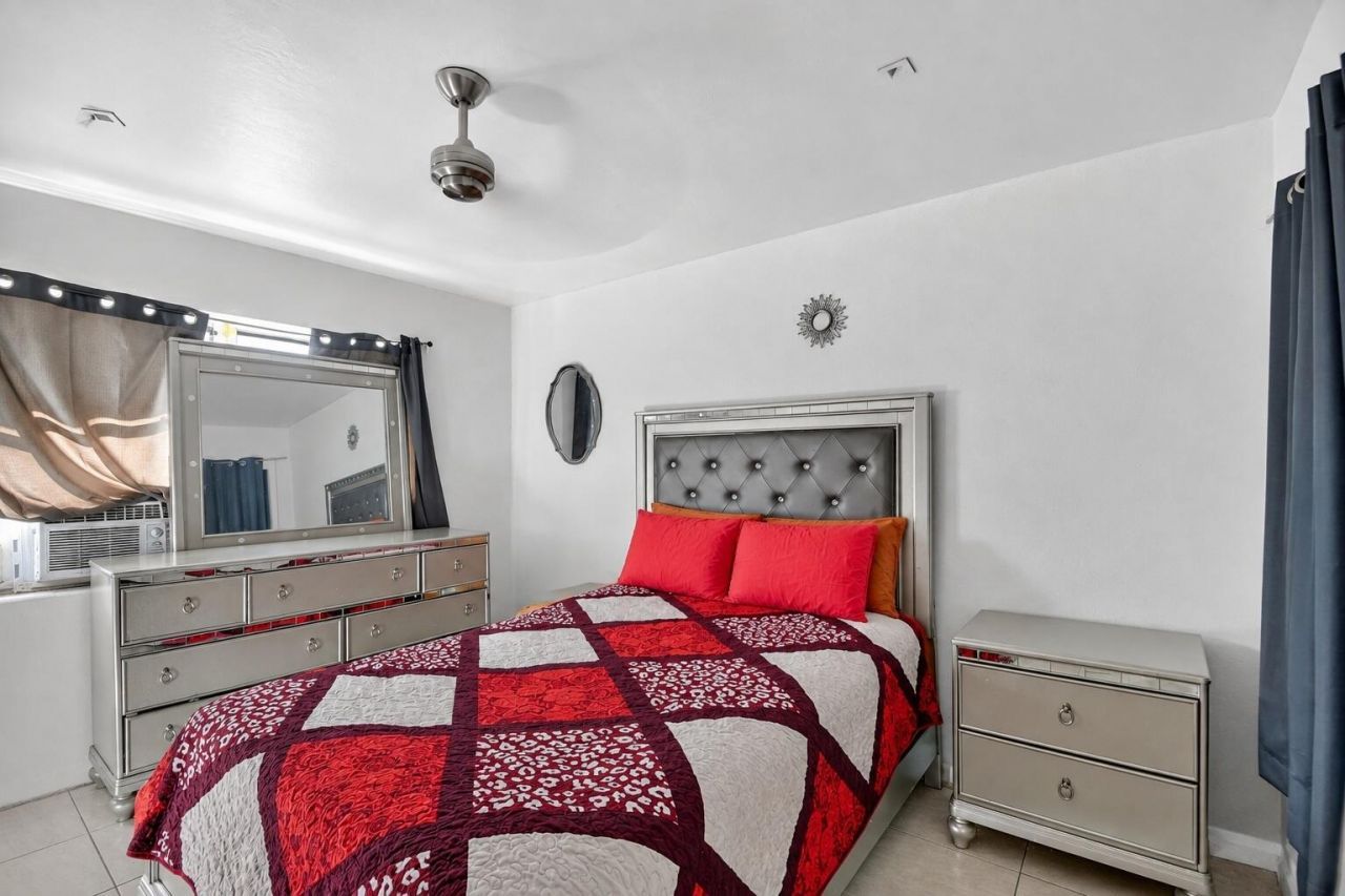 1020 S K Street, Lake Worth Beach, FL 33460 Photo