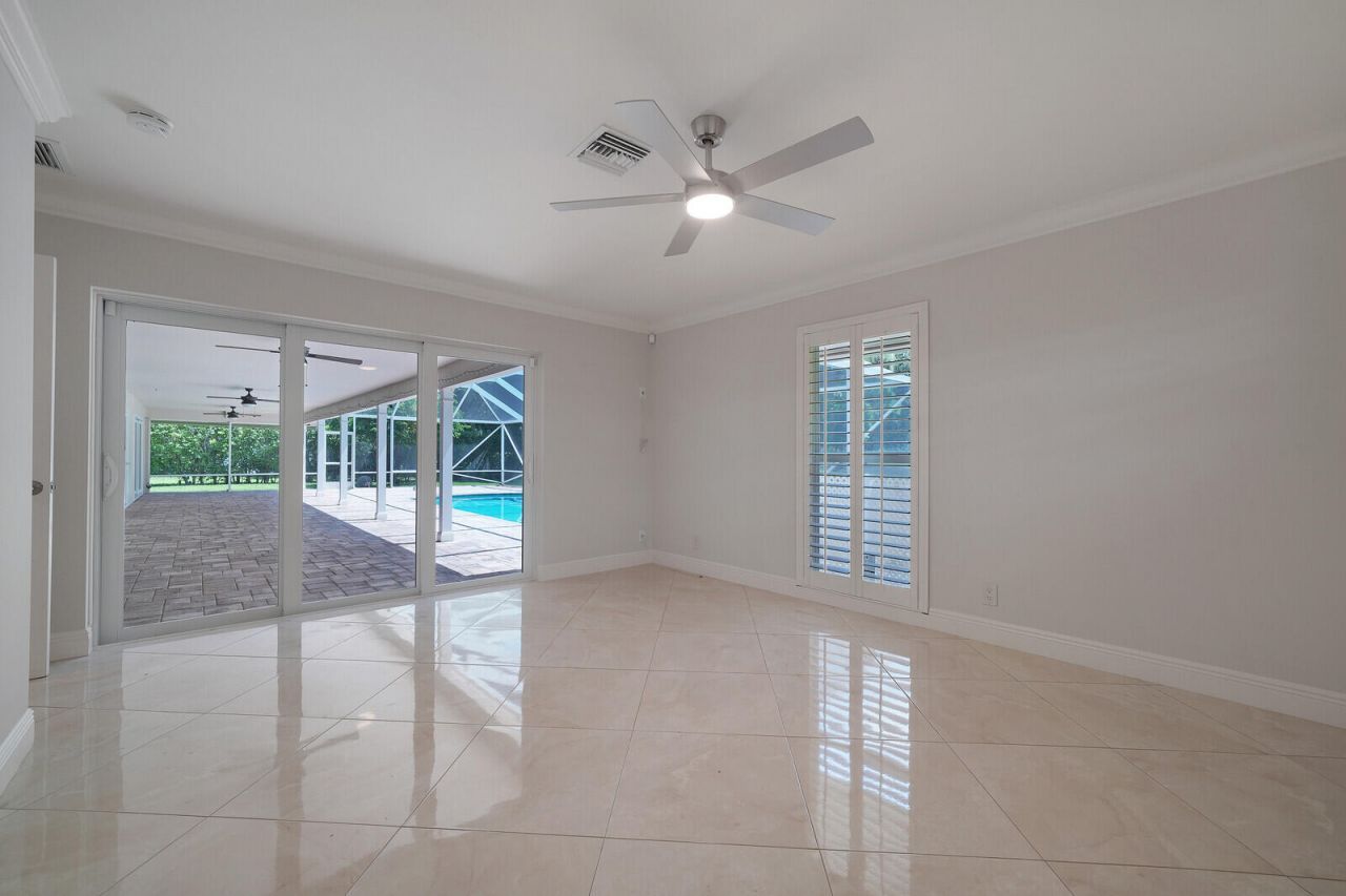 408 S Country Club Drive, Atlantis, FL 33462 Photo