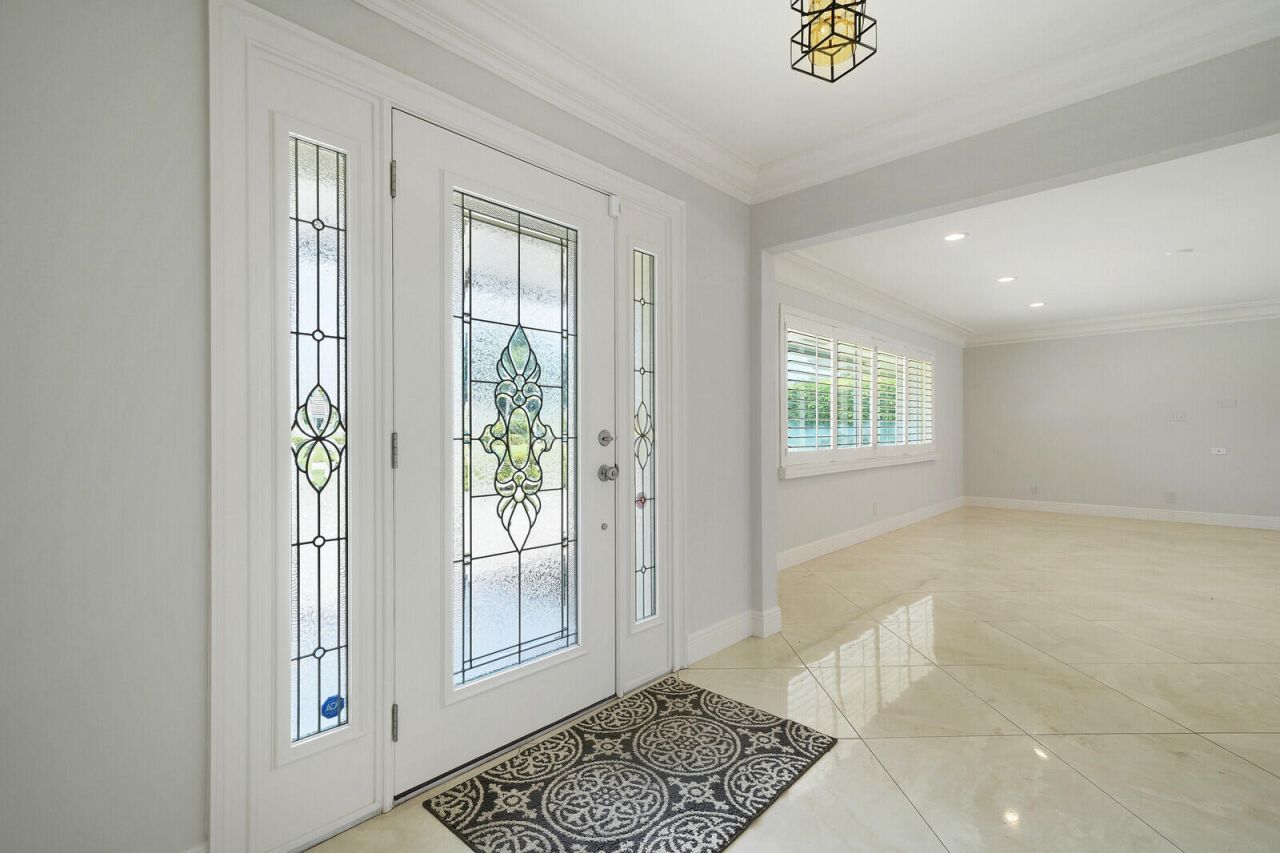 408 S Country Club Drive, Atlantis, FL 33462 Photo